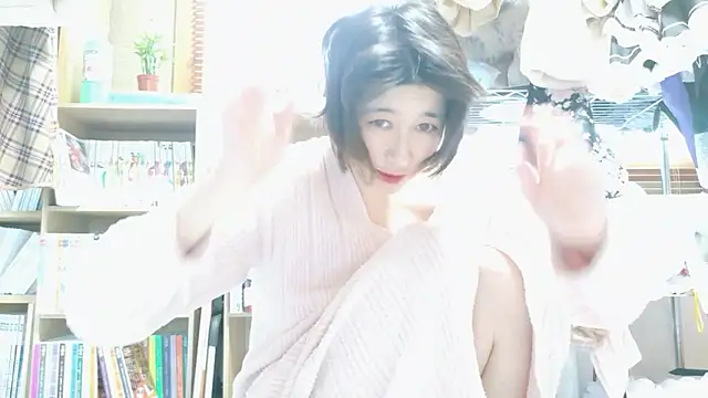 Snapshot of morikawa_sayaka chatting on October 17, 11:40 pm morikawa sayaka online show from October 17, 11:40 pm