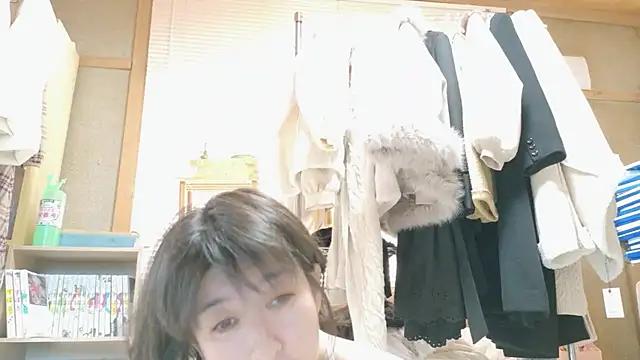 Snapshot of morikawa_sayaka chatting on November 14, 12:20 am morikawa sayaka online show from November 14, 12:20 am