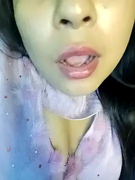 Snapshot of Fuck_Girl_Nuri chatting on January 9, 1:24 pm Fuck Girl Nuri online show from January 9, 1:24 pm