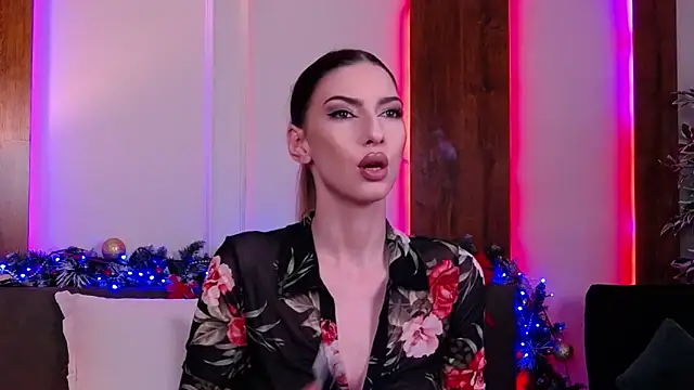 SkylerSpark online show from December 22, 8:06 pm