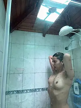 Snapshot of cuteweed420 chatting on February 9, 5:28 pm cuteweed420 online show from February 9, 5:28 pm