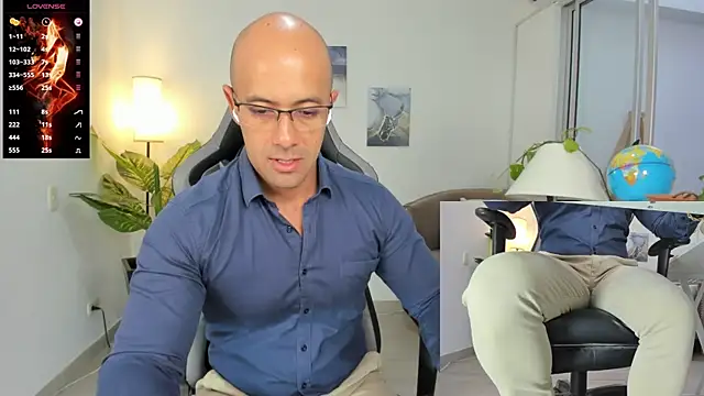 Snapshot of ryan_master_ chatting on December 17, 11:39 am ryan master online show from December 17, 11:39 am