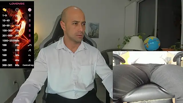 Snapshot of ryan_master_ chatting on December 23, 9:05 am ryan master online show from December 23, 9:05 am