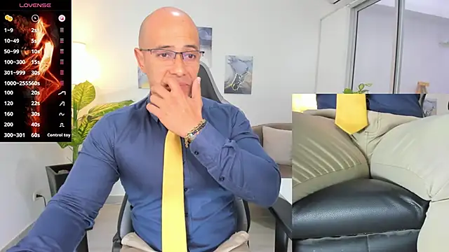 Snapshot of ryan_master_ chatting on January 5, 12:10 pm ryan master online show from January 5, 12:10 pm