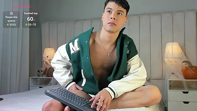 Dammon Stallion online show from October 25, 3:18 pm