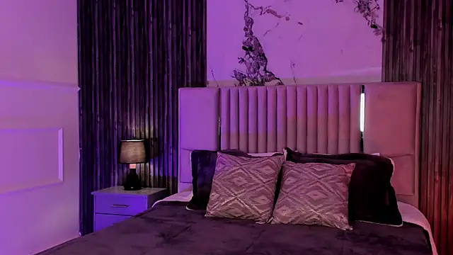 Lillyortiz online show from July 10, 12:08 pm