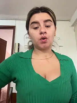 SaraBraun  online show from May 5, 2:47 pm
