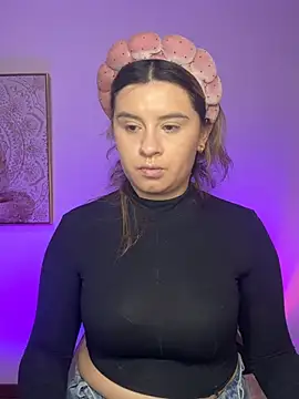 SaraBraun  online show from July 18, 7:39 pm