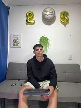 boss of cash online show from February 4, 12:00 pm