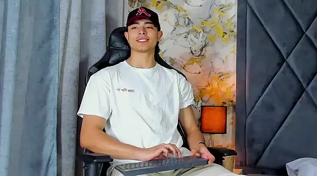 JoshRashfordd online show from January 20, 11:24 am