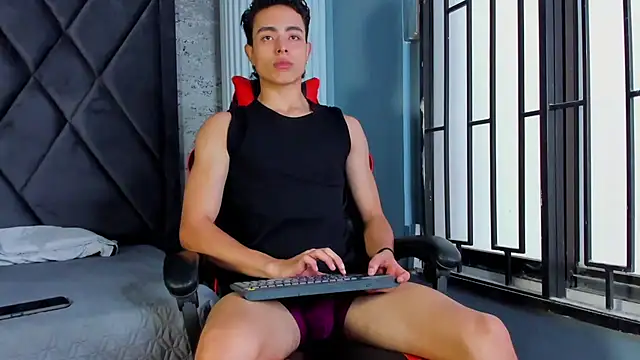 JoshRashfordd online show from February 20, 12:15 pm