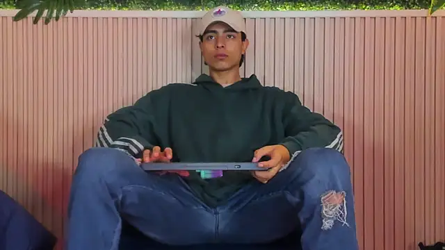 JoshRashfordd online show from September 18, 11:34 am