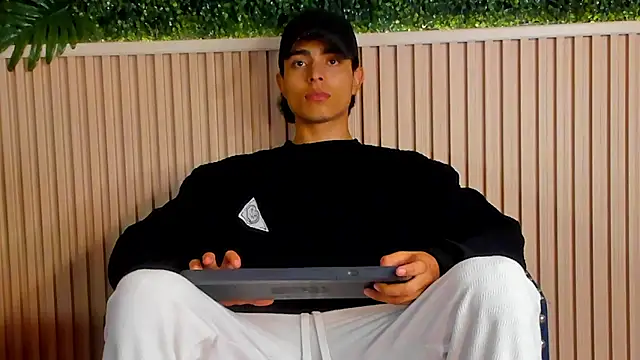 JoshRashfordd online show from September 28, 11:48 am