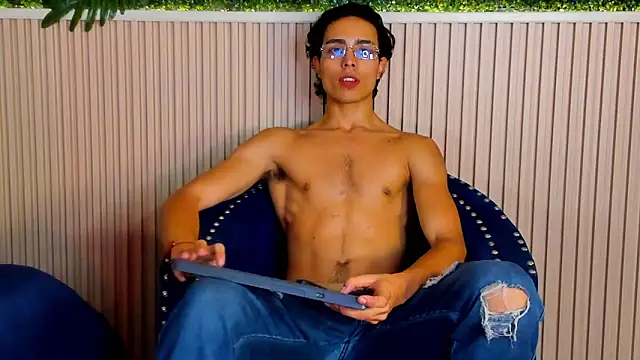 JoshRashfordd online show from October 6, 5:38 am