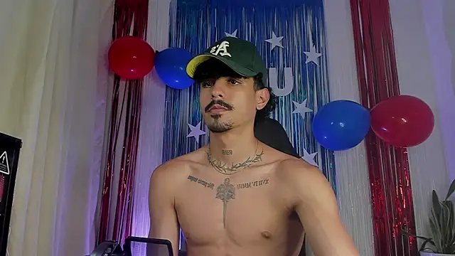 Lukeetaylor online show from July 6, 12:46 pm