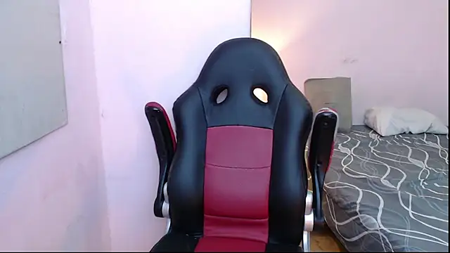 mr stiven  online show from January 7, 2:20 am