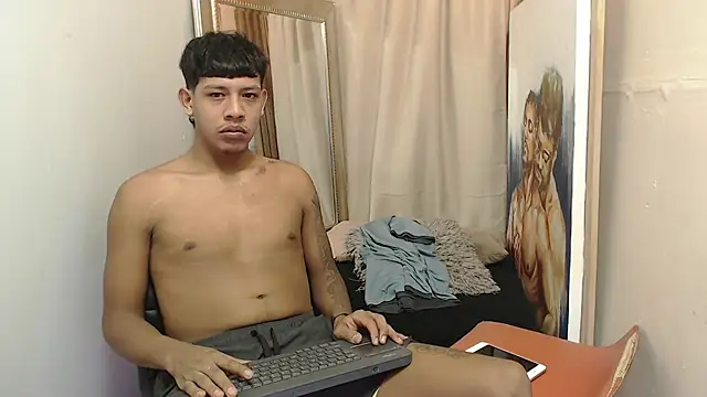 mr stiven  online show from November 15, 3:15 am