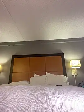 Snapshot of Charismasweets chatting on December 14, 9:35 pm Charismasweets online show from December 14, 9:35 pm