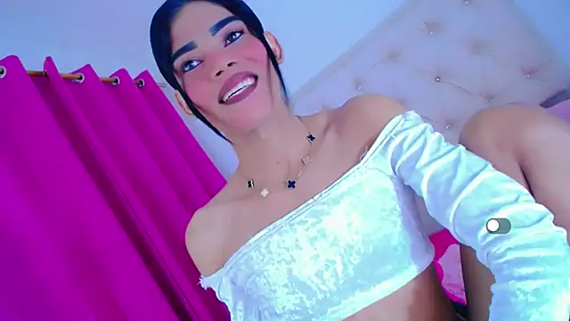 Theylor Rouse online show from July 11, 4:37 am