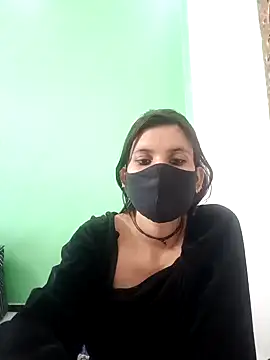 Snapshot of Aafreen_36 chatting on February 8, 9:13 am Aafreen 36 online show from February 8, 9:13 am