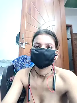 Snapshot of Aafreen_36 chatting on May 27, 2:52 am Aafreen 36 online show from May 27, 2:52 am