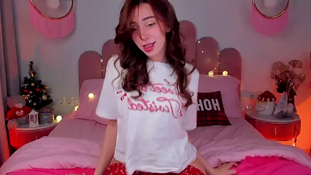 ElsaYoung online show from December 24, 7:44 pm