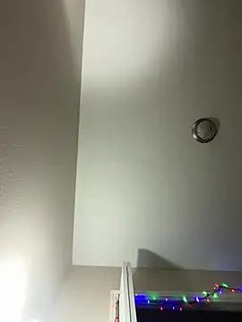 Snapshot of Texascoastedger chatting on January 10, 10:28 am Texascoastedger online show from January 10, 10:28 am