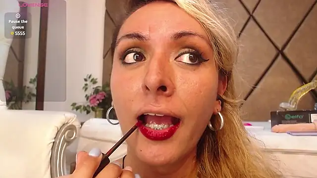 Snapshot of LunitaDiva chatting on January 29, 12:24 pm LunitaDiva online show from January 29, 12:24 pm