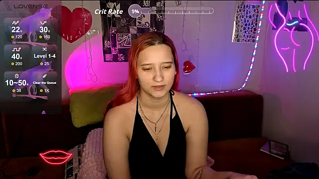 Snapshot of RachelPirce chatting on February 22, 1:53 pm RachelPirce online show from February 22, 1:53 pm