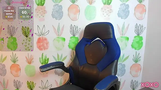 linda rios  online show from October 22, 7:24 pm