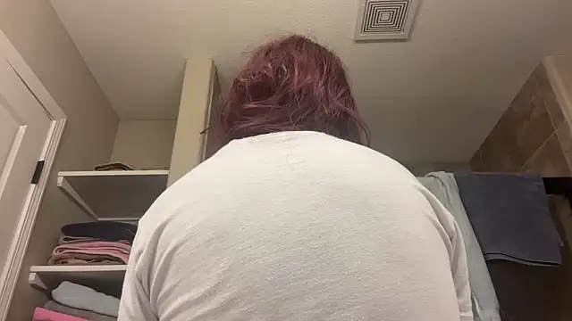 yourstrulylivy69 online show from September 19, 1:56 pm