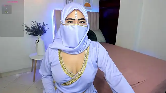 Snapshot of jazmin_anbar chatting on March 3, 5:39 pm jazmin anbar online show from March 3, 5:39 pm