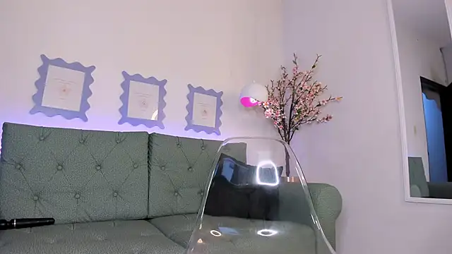 Snapshot of jazmin_anbar chatting on March 17, 8:09 pm jazmin anbar online show from March 17, 8:09 pm