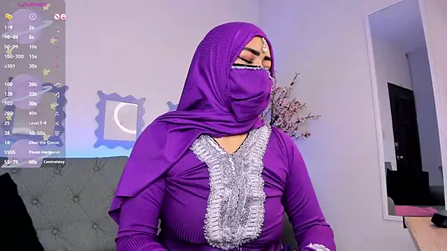 Snapshot of jazmin_anbar chatting on March 21, 5:02 pm jazmin anbar online show from March 21, 5:02 pm