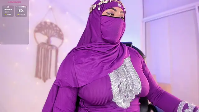 Snapshot of jazmin_anbar chatting on November 27, 4:47 am jazmin anbar online show from November 27, 4:47 am