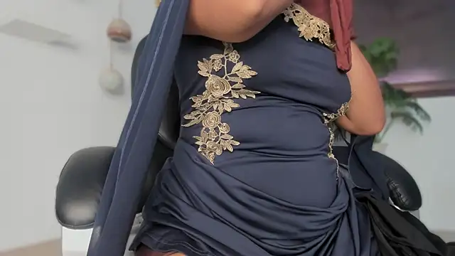 Snapshot of jazmin_anbar chatting on February 28, 10:16 am jazmin anbar online show from February 28, 10:16 am