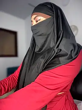 Snapshot of jazmin_anbar chatting on March 17, 10:07 am jazmin anbar online show from March 17, 10:07 am