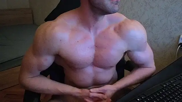 TheFitGiant online show from February 28, 7:25 pm