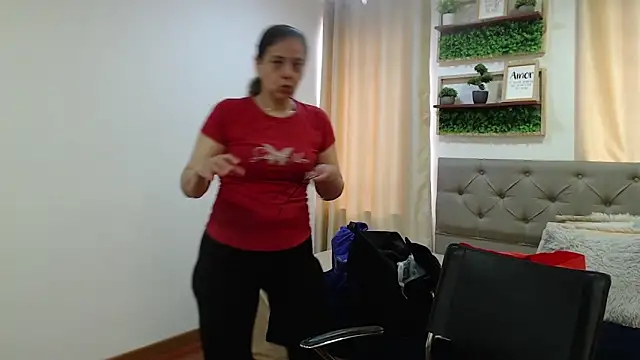 sasi luna online show from May 13, 1:41 pm