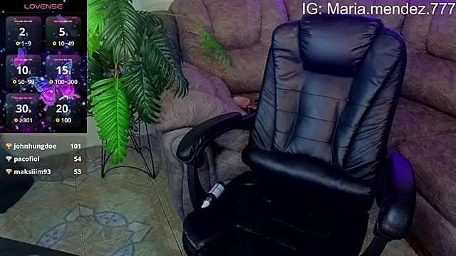 Snapshot of maria_mendez_ chatting on December 13, 8:51 am maria mendez online show from December 13, 8:51 am