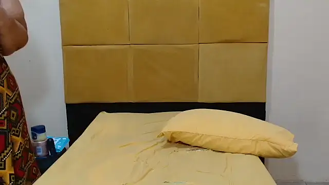 Snapshot of Bbw255 chatting on October 19, 7:47 pm Bbw255 online show from October 19, 7:47 pm