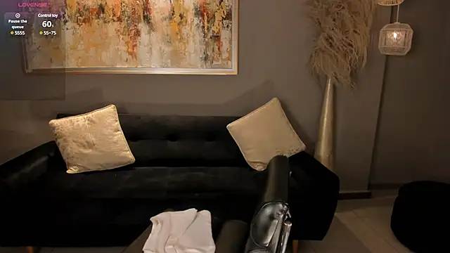 MiaFarrell  online show from January 24, 7:18 pm