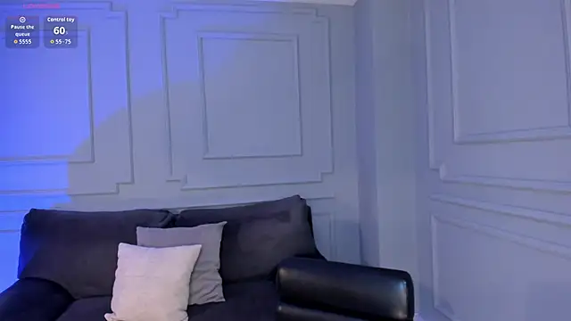 MiaFarrell  online show from November 2, 11:34 am