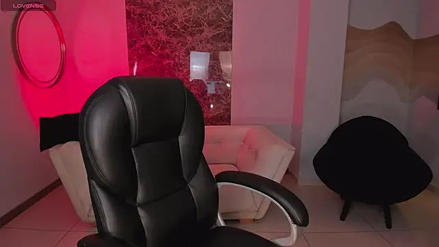 Snapshot of BellaCarteer_ chatting on October 28, 12:30 pm BellaCarteer  online show from October 28, 12:30 pm