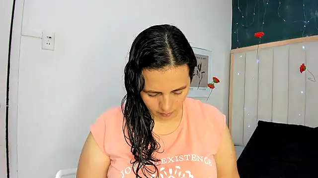 africa holmes online show from June 24, 2:32 am