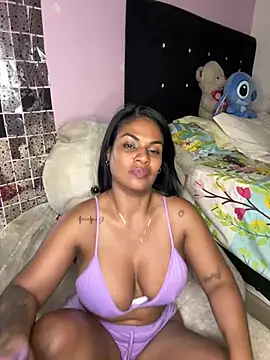 Snapshot of Naticol1 chatting on December 14, 1:28 am Naticol1 online show from December 14, 1:28 am