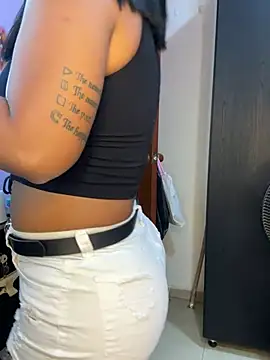 Snapshot of Naticol1 chatting on January 21, 2:00 am Naticol1 online show from January 21, 2:00 am