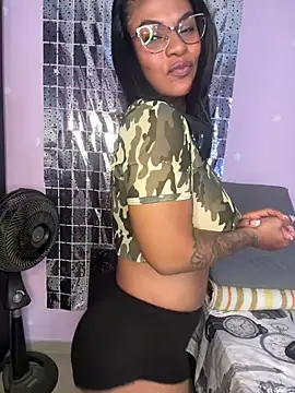 Snapshot of Naticol1 chatting on March 13, 1:32 am Naticol1 online show from March 13, 1:32 am