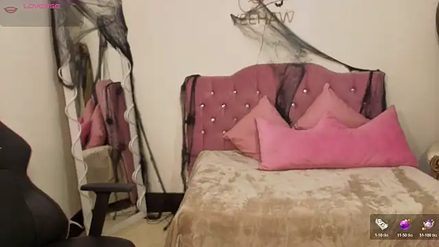 Snapshot of kittystart_tay chatting on October 25, 11:40 am kittystart tay online show from October 25, 11:40 am