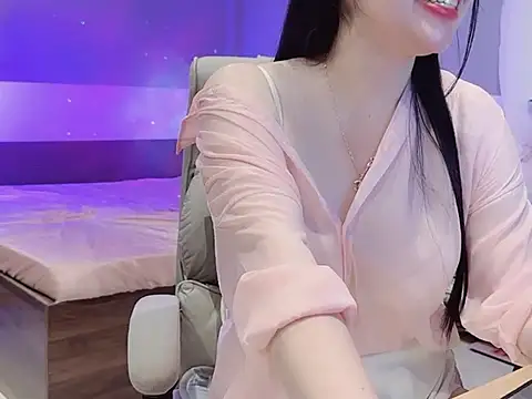 Snapshot of Eva-Public chatting on March 17, 6:53 pm Eva-Public online show from March 17, 6:53 pm